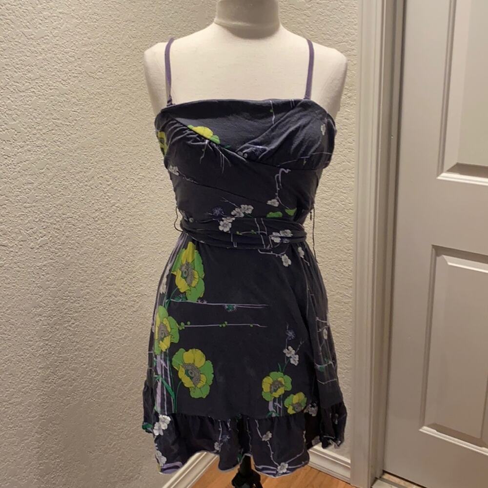 Free People Vintage Y2K Sleeveless Mini Floral Gray Green Ruffle Hem Dress Sz L